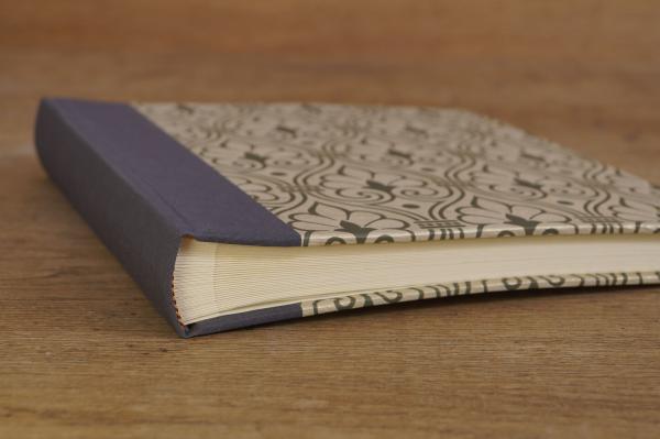 Edles italienisches Buntappier mit Vergoldungen Florentinerpapier
